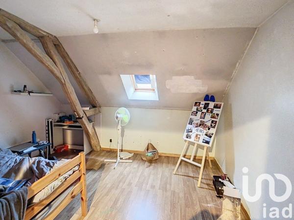 Longère 7 pièces de 207 m² à Les Bordes (89500)