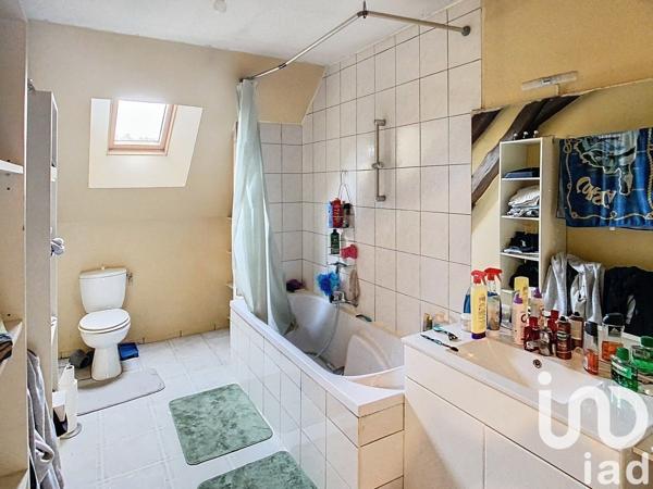 Longère 7 pièces de 207 m² à Les Bordes (89500)