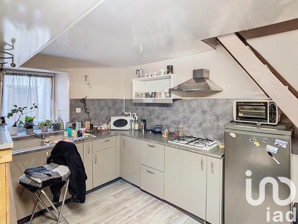 Longère 7 pièces de 207 m² à Les Bordes (89500)