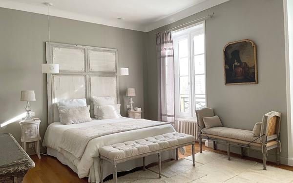 Maison à vendre    7 pièces • 342 m2 Niort