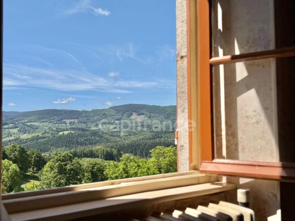 MAISON DE VILLAGE DE 110 M2, TERRAIN DE 3 476 M2, 4 CHAMBRES, DOUBLE GARAGE DE 62 M2, GARAGE, ATELIERS, CAVE VOÛTÉE, TF 251€