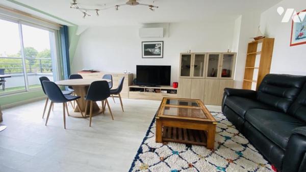 Superbe T3 dernier étage avec terrasse de 24 m² – Plescop / 10 min de Vannes