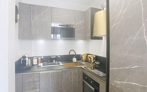 Appartement à vendre    3 pièces • 56,13 m2 Juan-les-Pins - Antibes