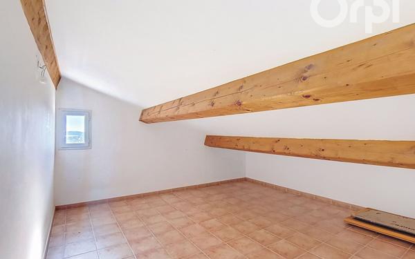 Maison à vendre    6 pièces •  Toulon