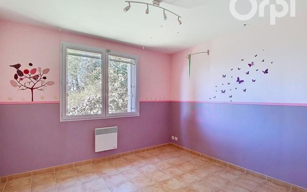 Maison à vendre    6 pièces •  Toulon