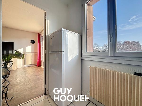 Studio 29 m² + Balcon, Cave et Parking libre - 71000 MACON
