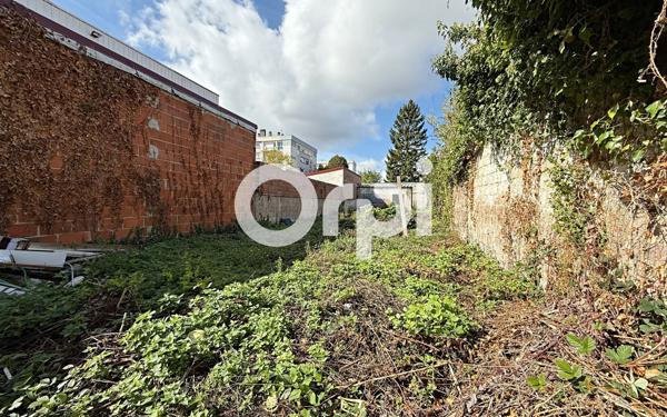 Immeuble à vendre    4 pièces • 140 m2 Bruay-la-Buissière