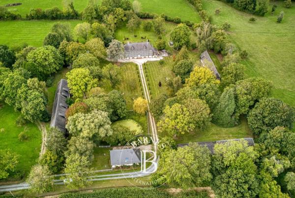 Deauville, Propriété 9 Chambres  à vendre