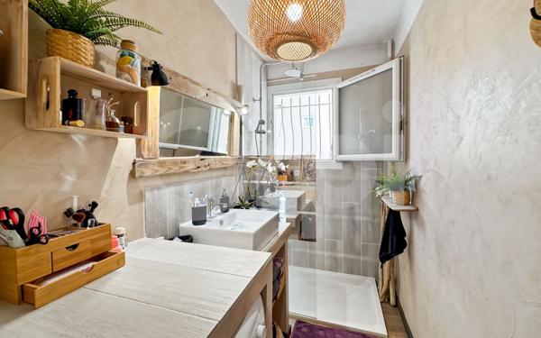 Appartement à vendre    3 pièces • 56,33 m2 Toulon