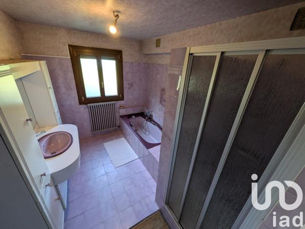 Maison à vendre 10 pièces 196 m² Coteaux-sur-Loire