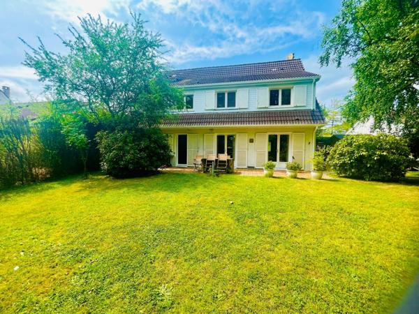 Maison familiale dans lotissement