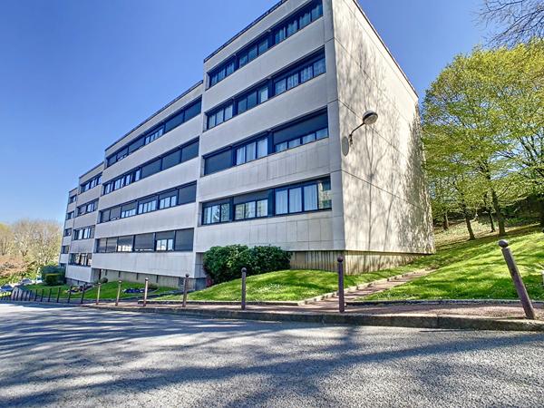 Appartement Franconville 2 pièces 43 m² - Lumineux - Trois caves et place de parking