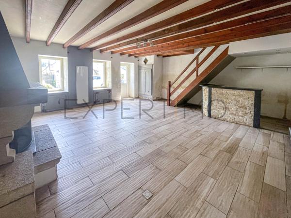 Saint-Lyphard (44410) Maison en centre ville avec garage sur un terrain de 410 m².