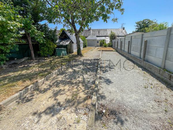 Saint-Lyphard (44410) Maison en centre ville avec garage sur un terrain de 410 m².