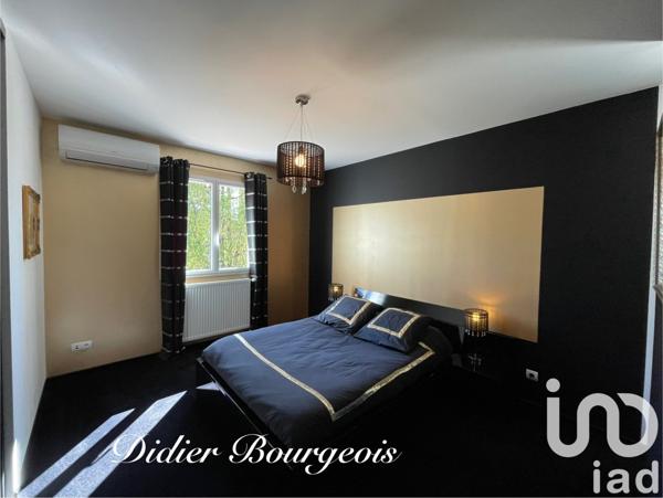 Maison 8 pièces de 185 m² à Valence (26000)