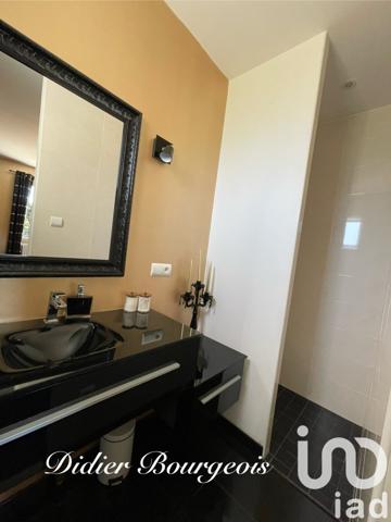 Maison 8 pièces de 185 m² à Valence (26000)