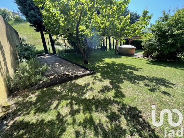 Maison 8 pièces de 185 m² à Valence (26000)