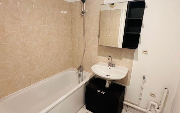 Appartement à louer    3 pièces •  Rosny-sous-Bois