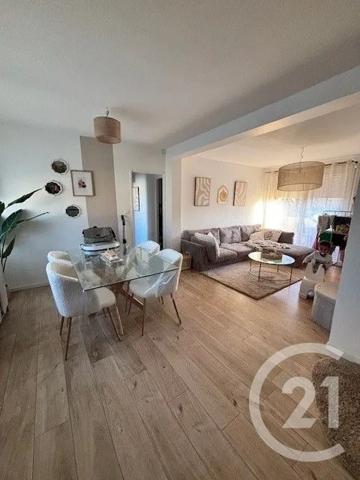 Appartement F4 à vendre  5 pièces - 66 m 2   ST QUENTIN  - 02