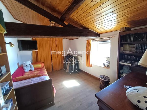 Maison à CHALLANS, 85300 - 7 pièces 281m²
