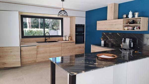 MAISON à LES MATHES