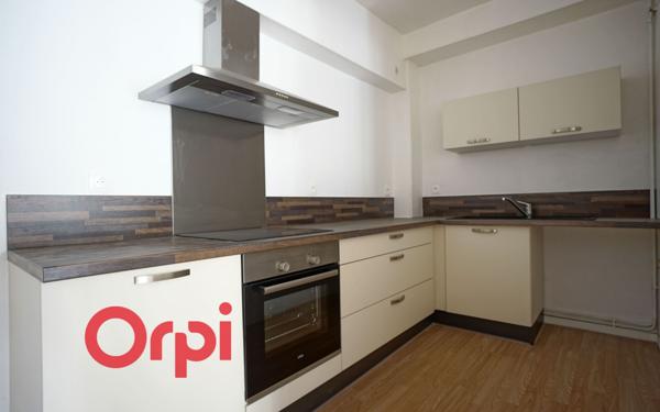 Appartement à louer    3 pièces •  Bernay