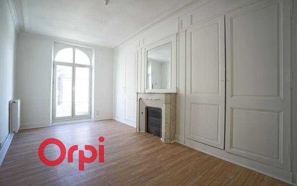 Appartement à louer    3 pièces •  Bernay