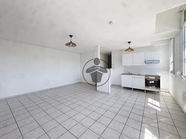 Vente                                                      Appartement
                        
                     4 pièces                      73 m2                     à Saint-Quentin