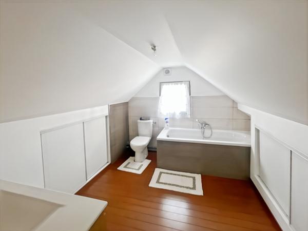 Appartement 4 pièce(s) - 59 m² - 3 chambres.