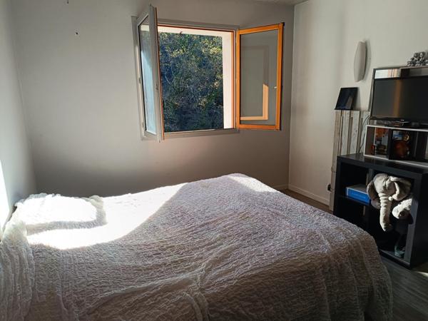 Dans le quartier du lac de St Père sur Nivelle