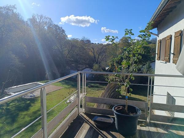 Dans le quartier du lac de St Père sur Nivelle