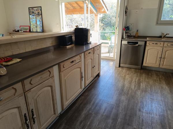 Dans le quartier du lac de St Père sur Nivelle