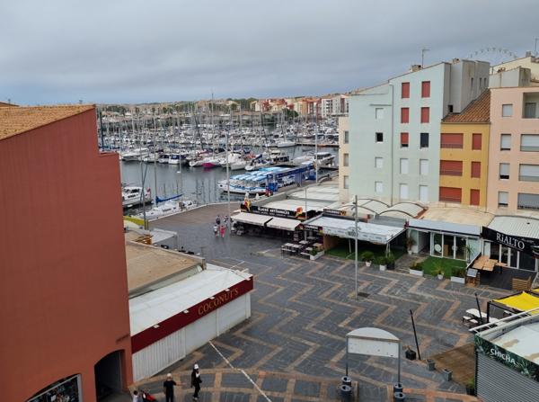 Le Cap d'Agde (34300) DEPT 34 - LE CAP D'AGDE. APPT 3 PIECES EN DUPLEX. DERNIER ETAGE