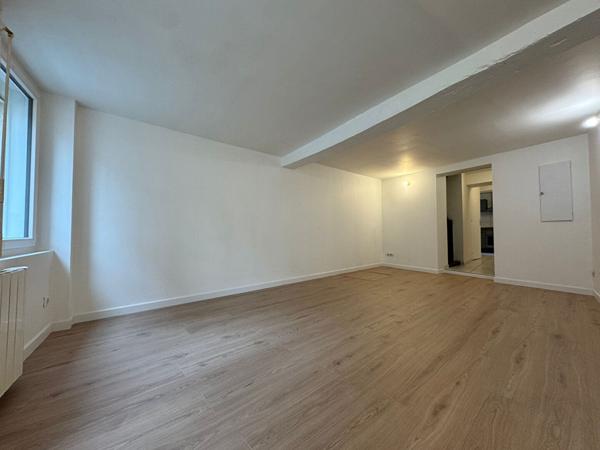 Maison de ville sur 3 niveaux, Mayenne - T4 - sans extérieur