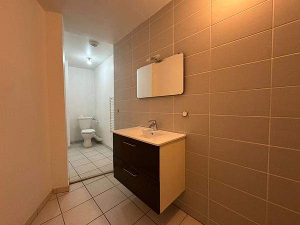 Maison de ville sur 3 niveaux, Mayenne - T4 - sans extérieur