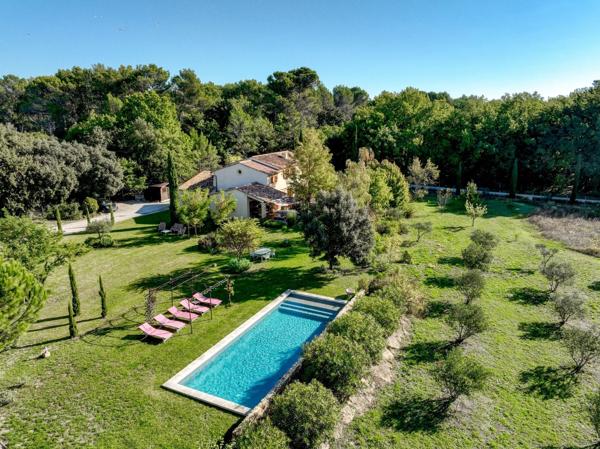 Vente Maison de luxe Aix-en-Provence 8 Pièces 201 m²