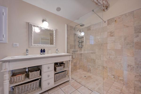 Vente Maison de luxe Aix-en-Provence 8 Pièces 201 m²