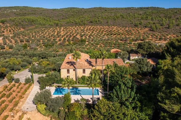 Vente Maison de luxe Le Castellet 20 Pièces 900 m²