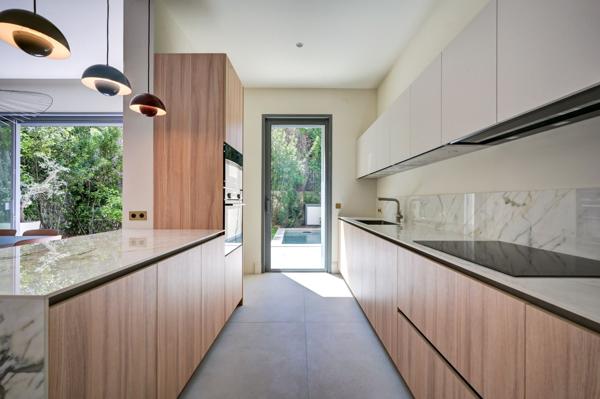 Vente Maison de luxe Aix-en-Provence 6 Pièces 230 m²