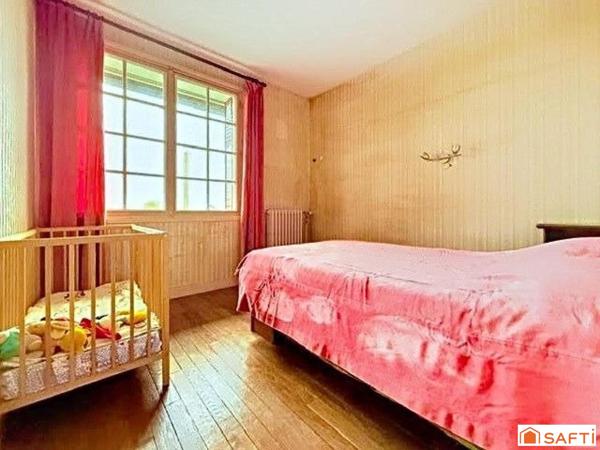 Agéable maison familiale avec dépendances