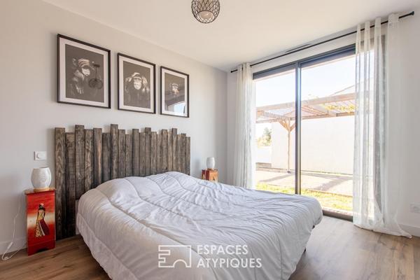 Maison contemporaine avec piscine intérieure