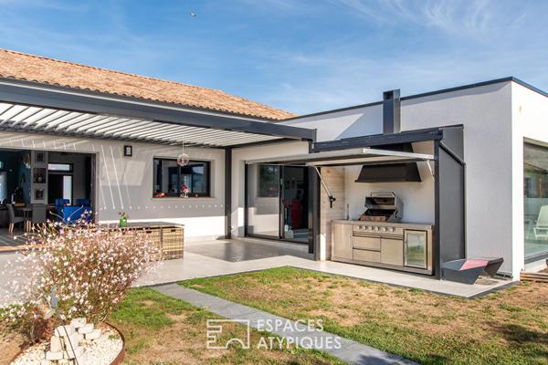 Maison contemporaine avec piscine intérieure