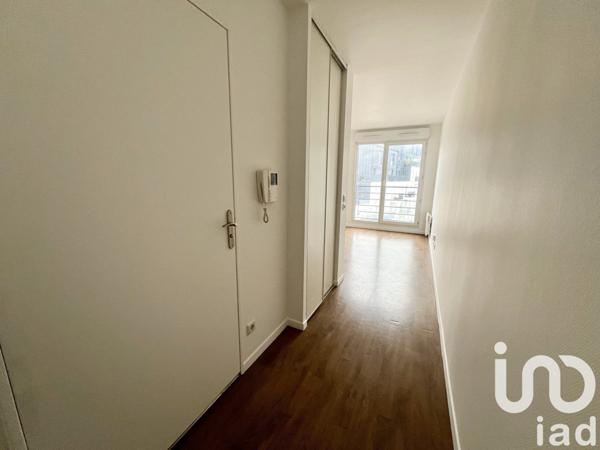 Studio 1 pièce de 23 m² à Villeneuve-la-Garenne (92390)