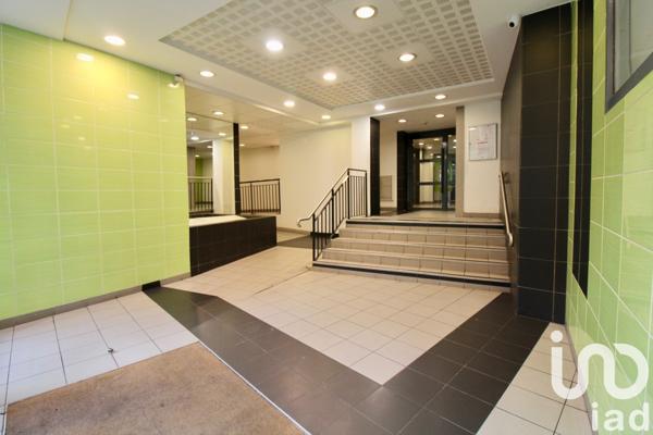 Studio 1 pièce de 23 m² à Villeneuve-la-Garenne (92390)