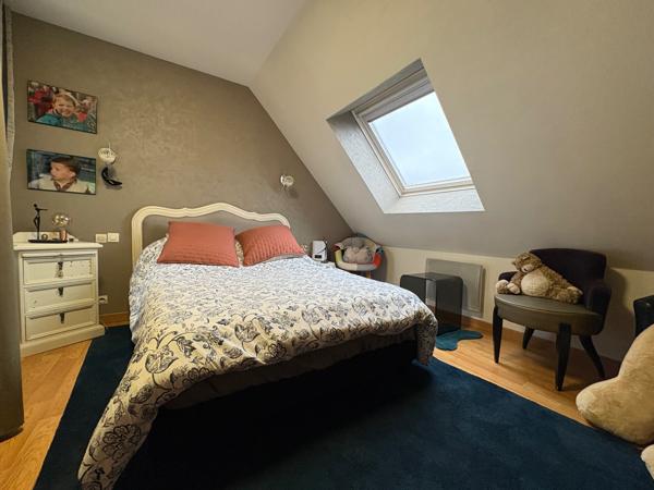 Maison lumineuse 7 pièces  avec Jacuzzi