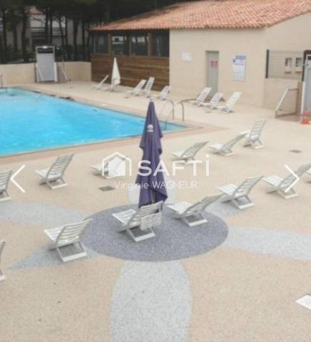 Studio cabine climatisé en rez de jardin avec terrasse