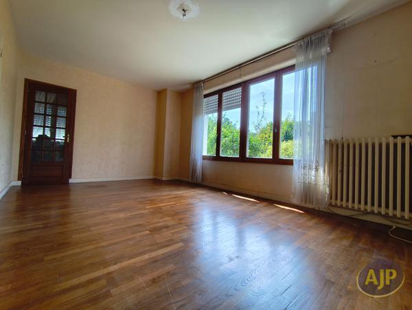Maison à vendre Pace - 4 pièces, 160m² avec 3 chambre(s) à 366 000€ - AJP Immobilier Pacé