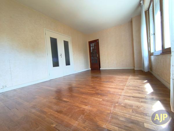 Maison à vendre Pace - 4 pièces, 160m² avec 3 chambre(s) à 366 000€ - AJP Immobilier Pacé
