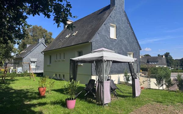 Maison à vendre    5 pièces • 113,16 m2 Plouguernével