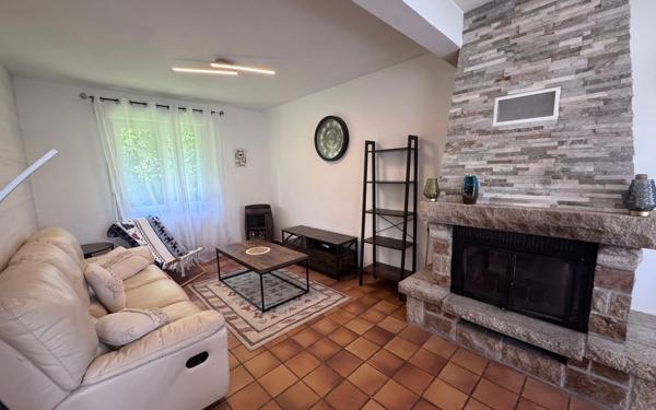 Maison à vendre    5 pièces • 113,16 m2 Plouguernével